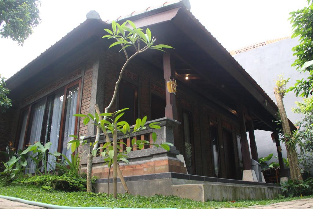 Ary House Ubud Bagian luar foto